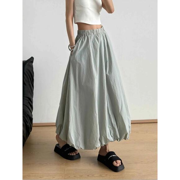 Elastic Waist Bubble Hem Maxi Skirt - Picture 4 of 5